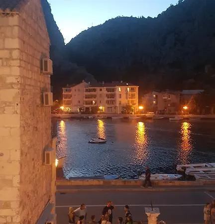 Cetina *